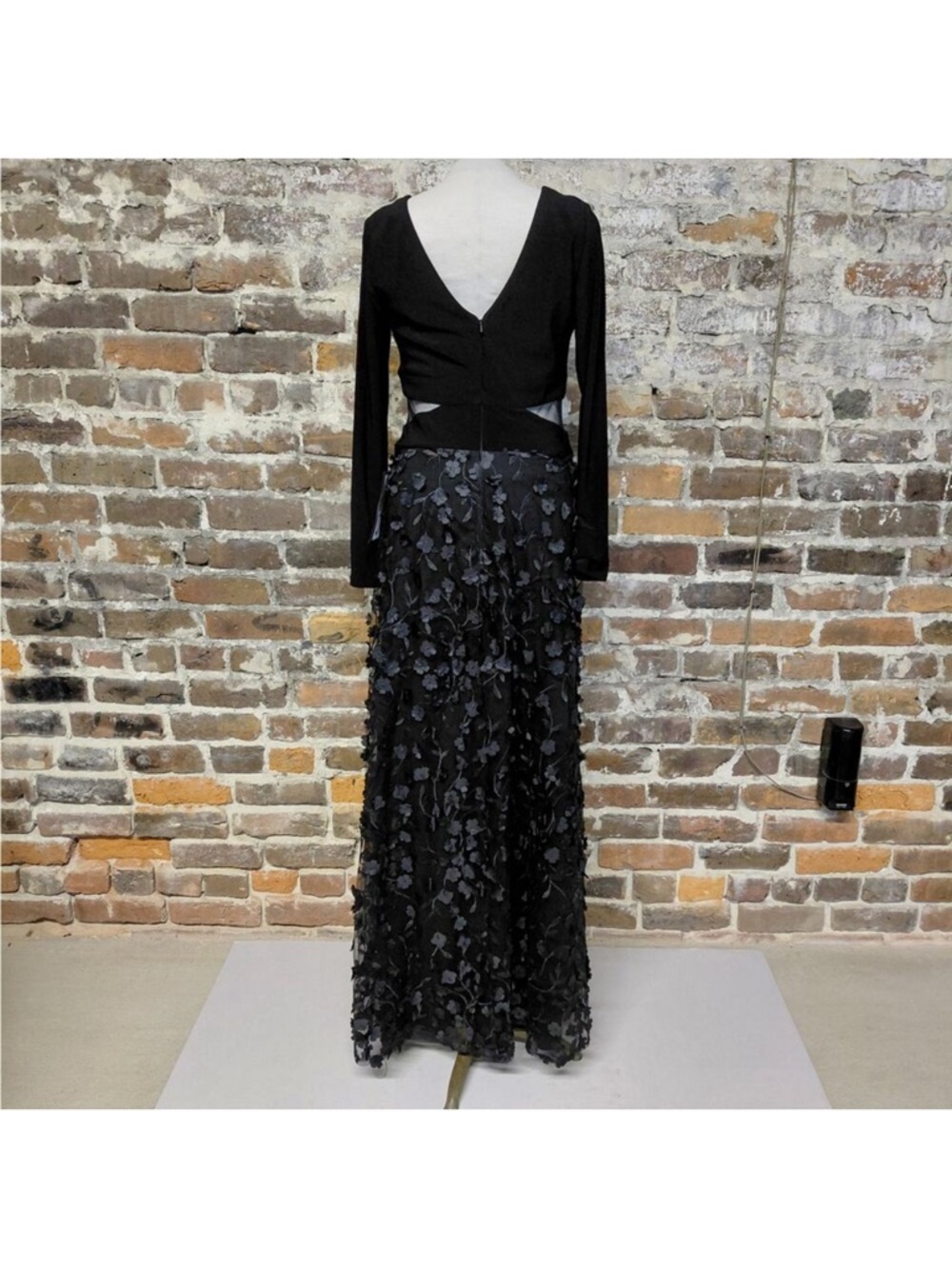 Xscape Formal Evening Gown Size 8 Black Wedding Romantic Cocktail Party Dress - Picture 6 of 7